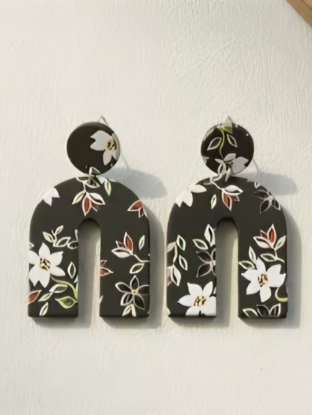 NEW Black U Shaped Flower Earrings